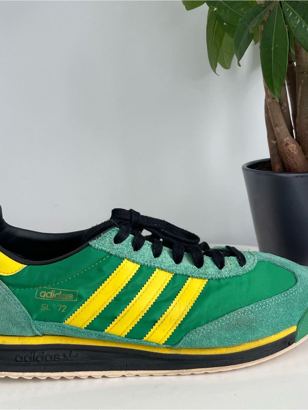 Men Size 11 adidas SL 72 RS Green Yellow Shoes